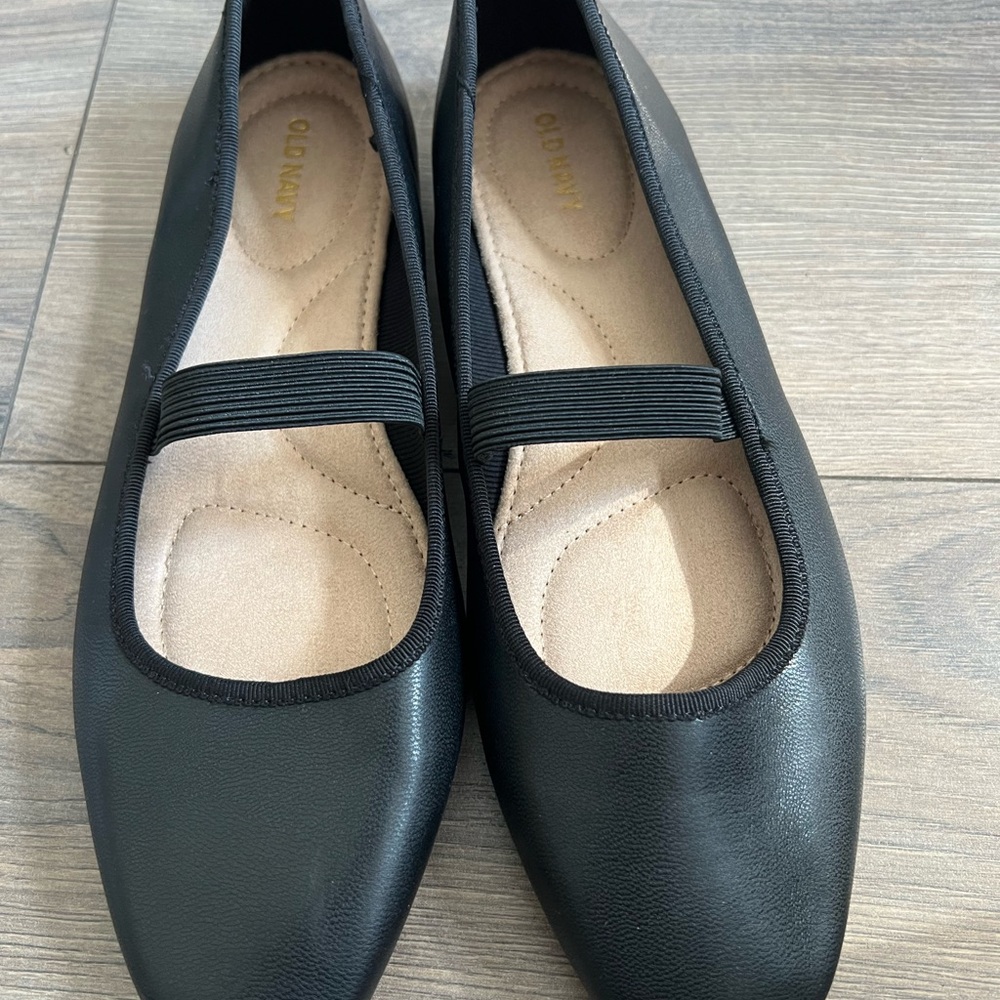 Old Navy Black Women's Mary Jane Ballet Flats